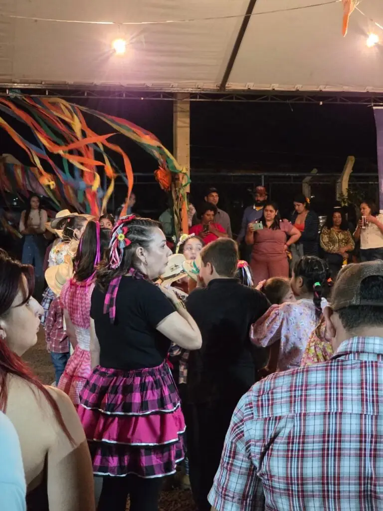 Amambai: Escola Municipal Novo Horizonte realizou tradicional Arraiá Amambai: Escola Municipal Novo Horizonte realizou tradicional Arraiá