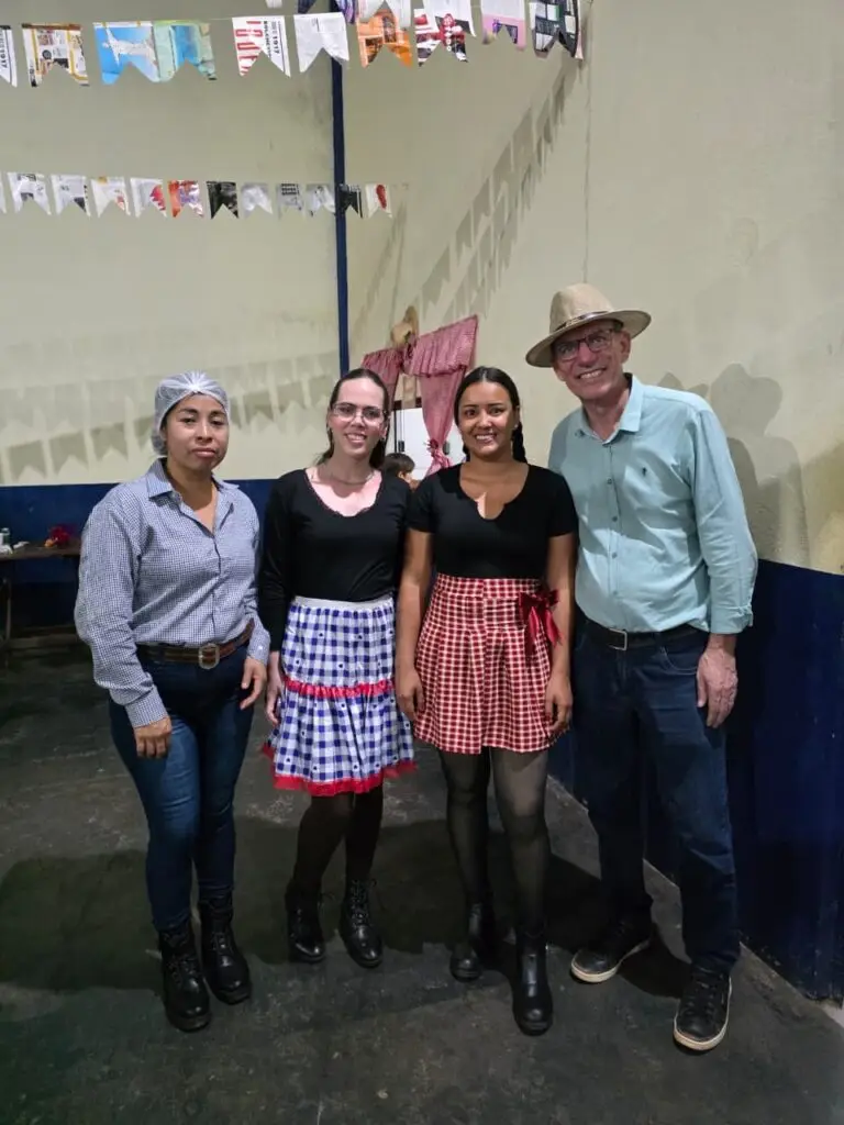Amambai: Escola Municipal Novo Horizonte realizou tradicional Arraiá Amambai: Escola Municipal Novo Horizonte realizou tradicional Arraiá