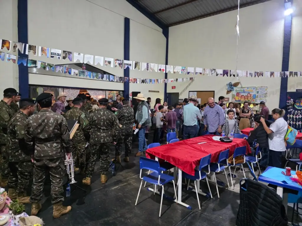 Amambai: Escola Municipal Novo Horizonte realizou tradicional Arraiá Amambai: Escola Municipal Novo Horizonte realizou tradicional Arraiá